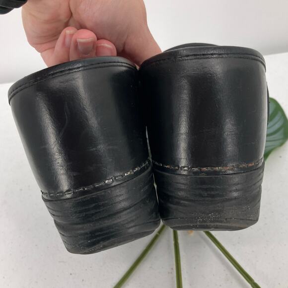 Dansko Black Slip On Nurse Work Leather Heeled Full Back Comfort Clog Shoes - Picture 6 of 12